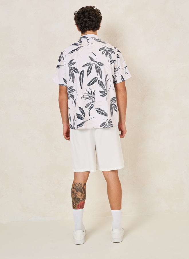 Styli Styli Summer Tropical Leaf Print Shirt and Shorts Co-Ords  - Image 5