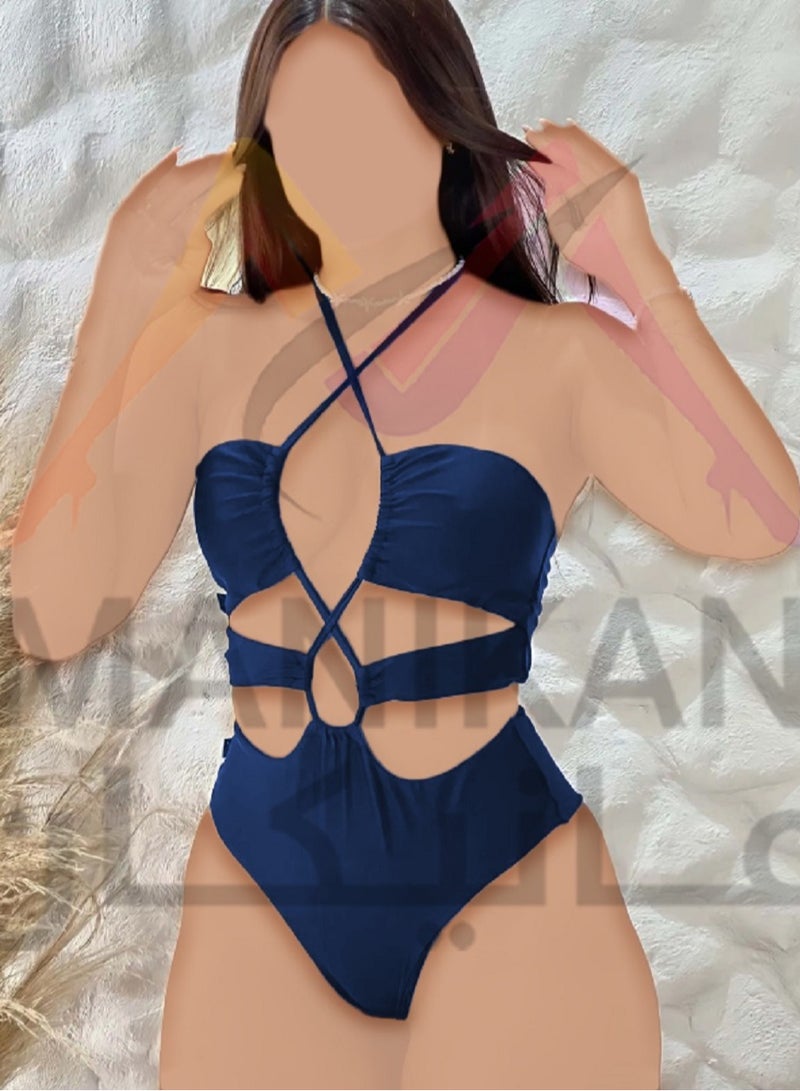 مانيكان بلاي سوت للنساء قطعة واحدة  مع فتحات جريئة وأشرطة متقاطعة - Image 2