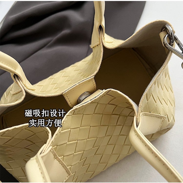 Fashion Simple Popular Woven Shoulder Handbag Vegetable Basket Bag Women'S Bag Crossbody Bag - Image 3