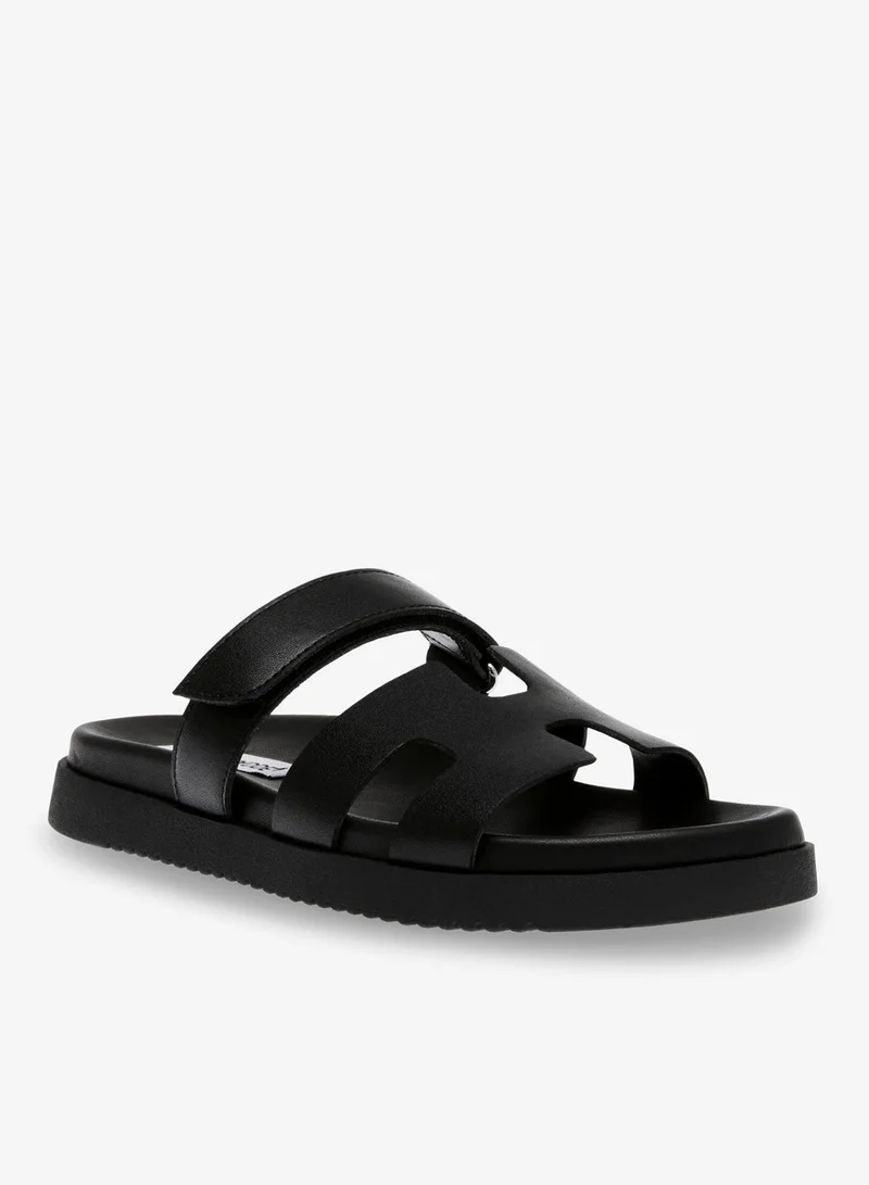 STEVE MADDEN Mayven Black Flat Sandals