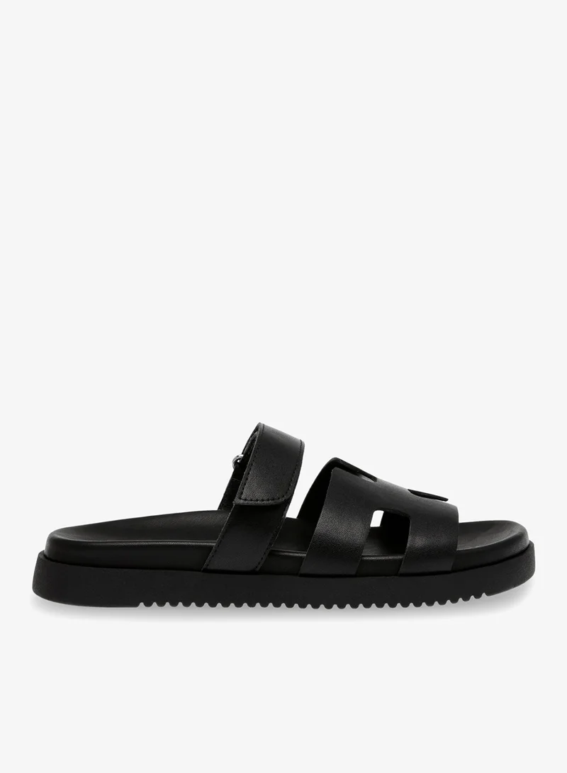 STEVE MADDEN Mayven Black Flat Sandals
