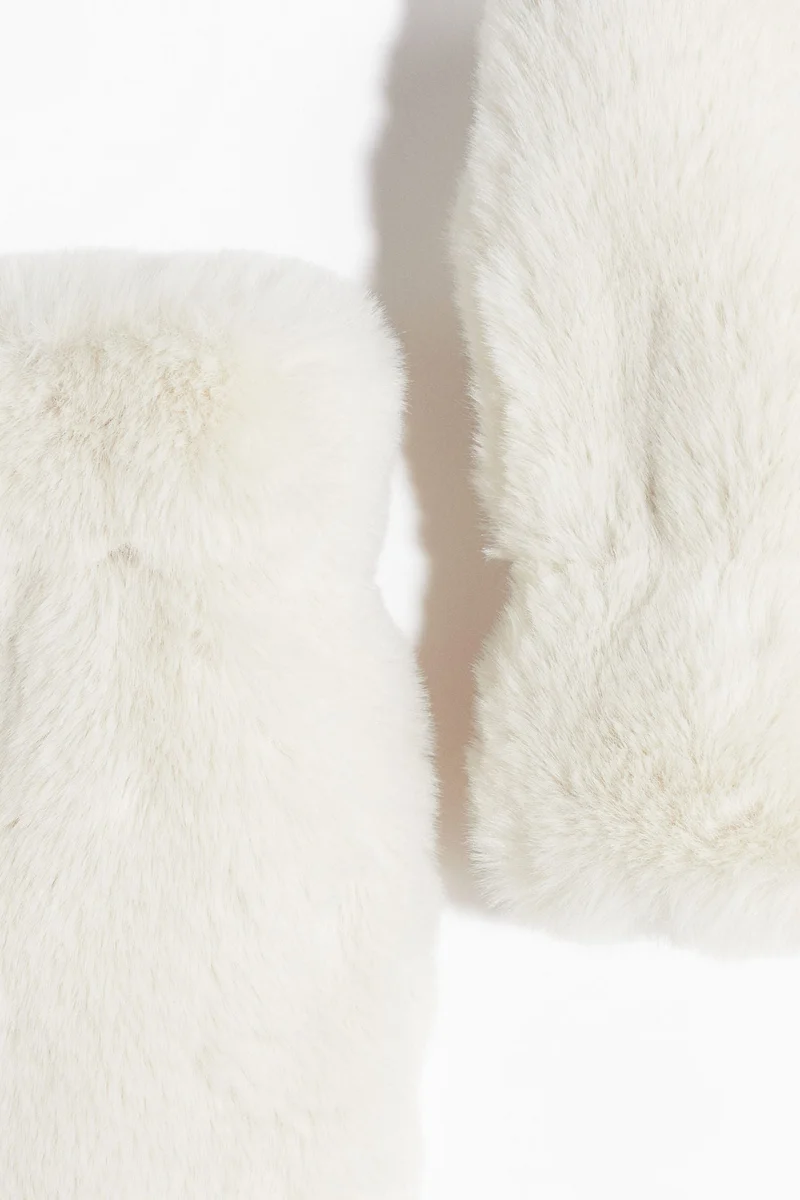 H&M Fluffy fingerless gloves