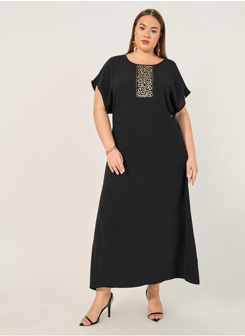 Plus Size Embroidered Detail Short Sleeve Jalabiya