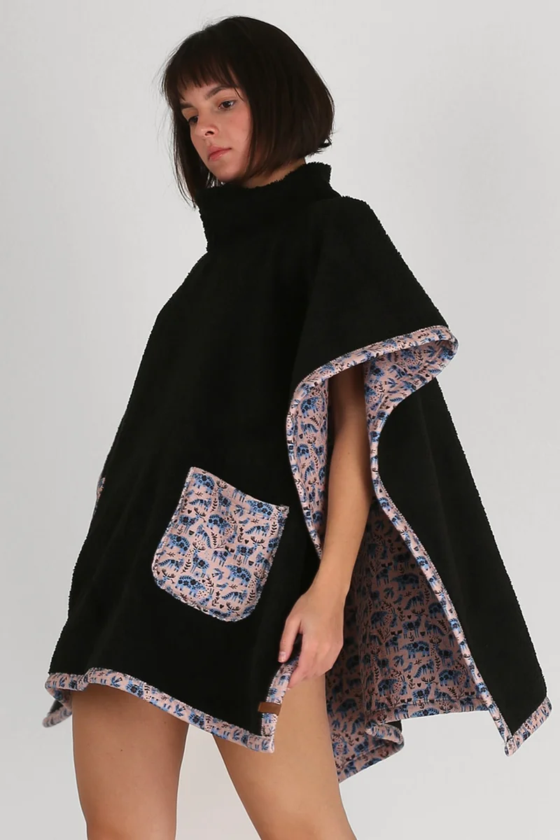 هامور Dough Women's Home Wear Double-Sided Poncho Dressing Gown Wellsoft Plush Nordic PNC-043