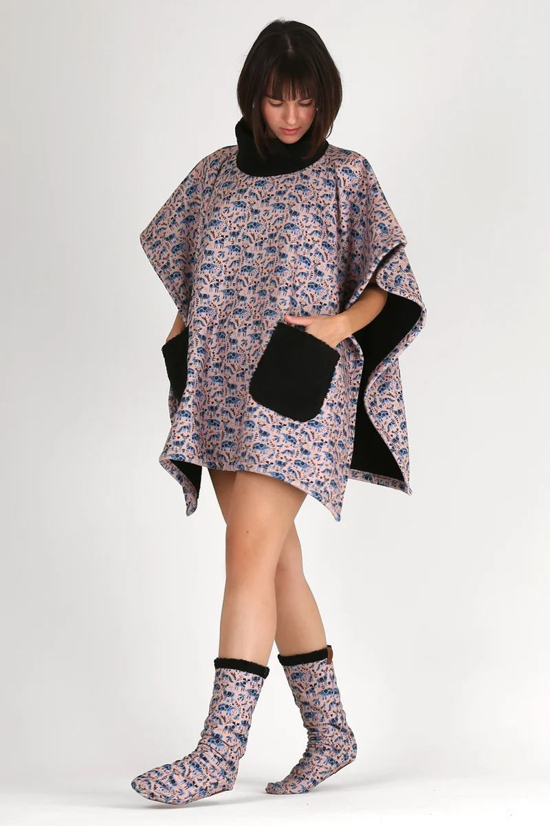 هامور Dough Women's Home Wear Double-Sided Poncho Dressing Gown Wellsoft Plush Nordic PNC-043