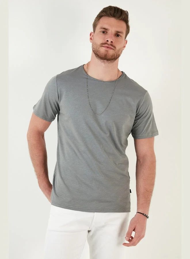 بوراتي تي شيرت رجالي قطن % بياقة دائرية من بوراتي