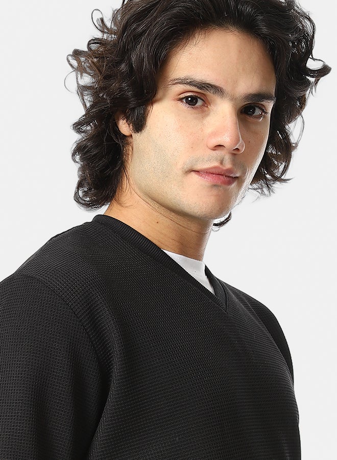 Red Circle V-Neck Fog Knitted Pullover - Image 4