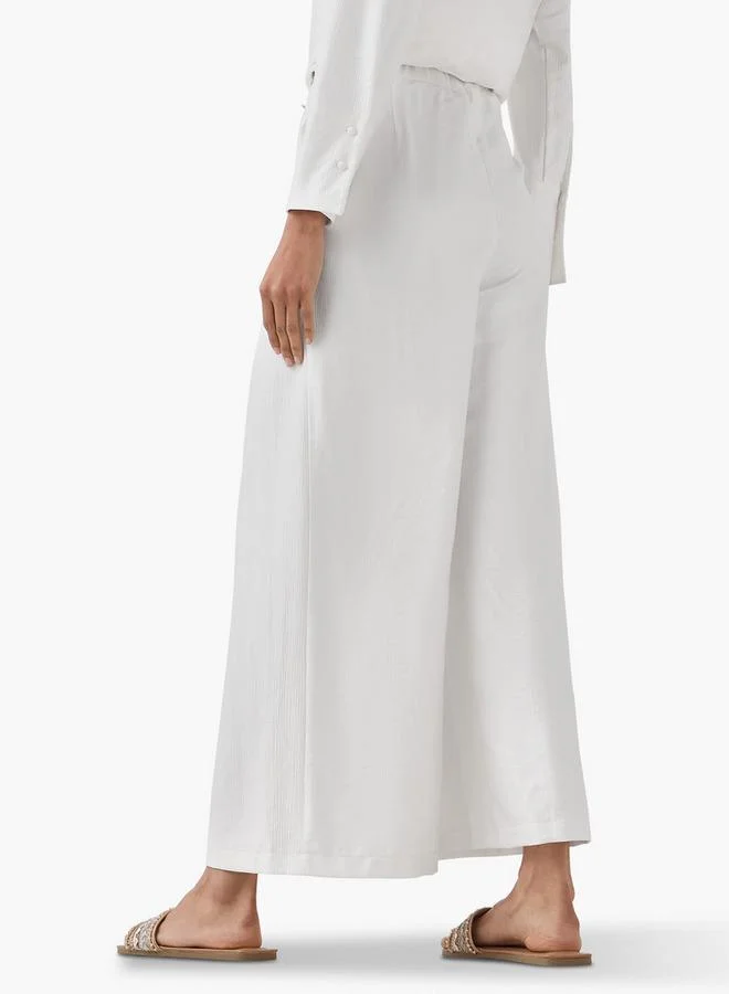 Iconic Iconic Pleated Textured Pants with Pockets