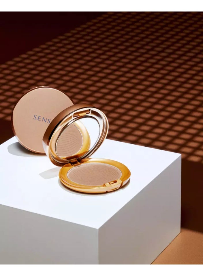 سنساي كريم أساس سينساي سيلكي برونزي، حجاب طبيعي مضغوط، SC03 متوسط، 8.5 غرام - Image 2