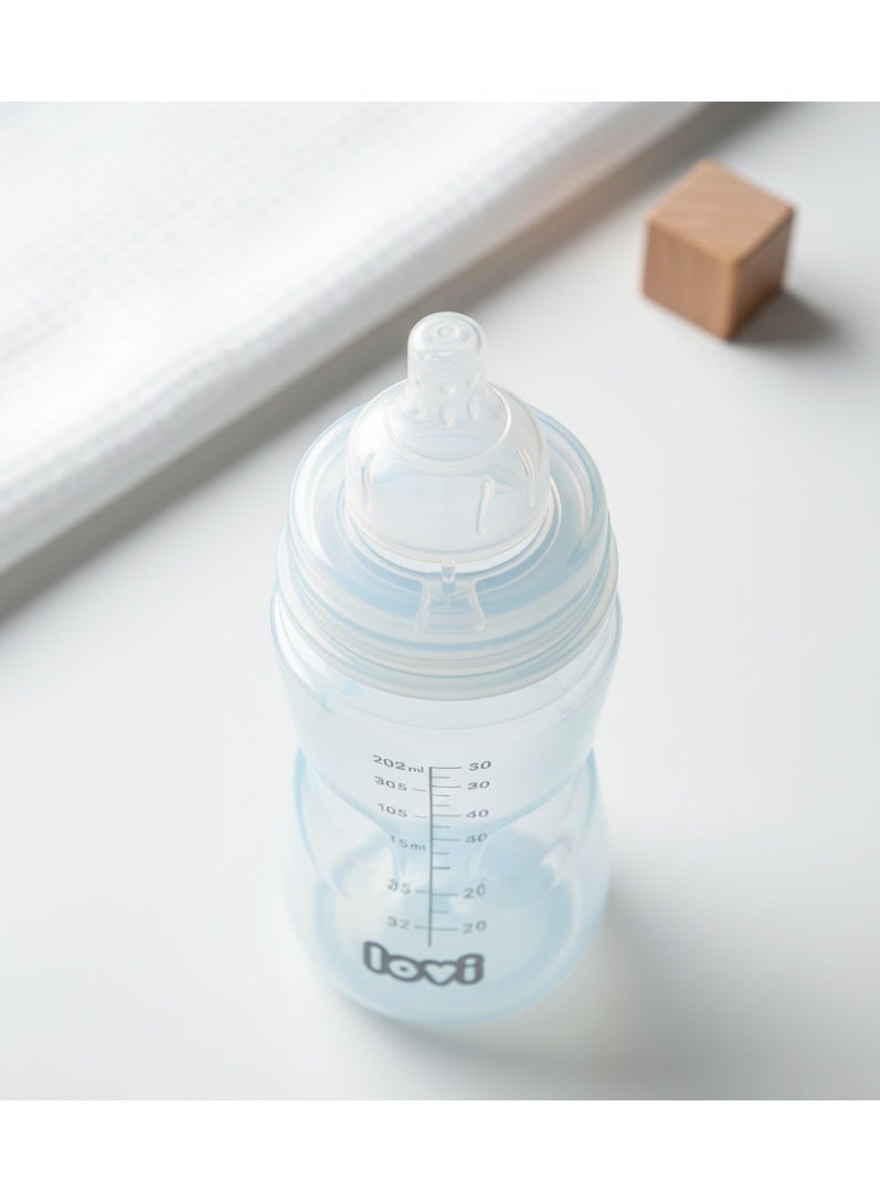 لوفي ببرونة لوفي تريندز 250 مل | خالية من مادة BPA | مضادة للمغص | آمنة للرضاعة الطبيعية | من عمر 3 أشهر فما فوق | لون أزرق - Image 5