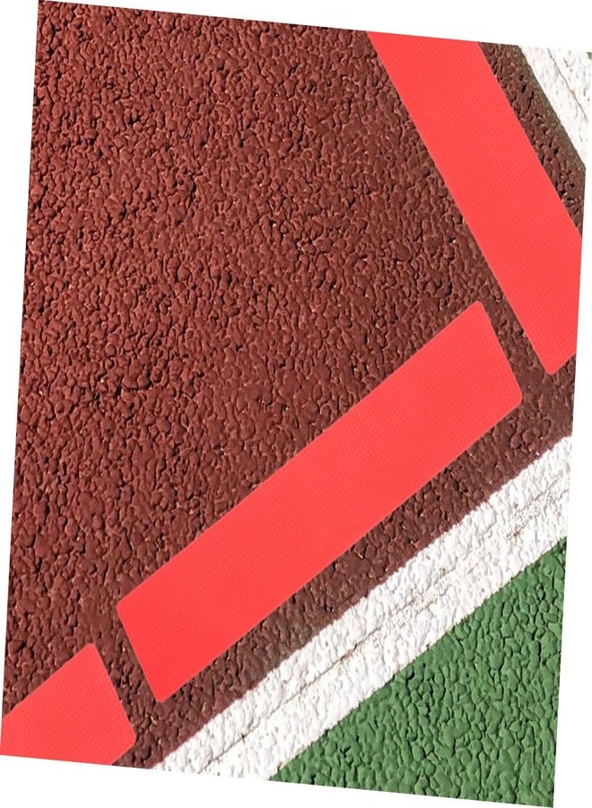 Sosoport 8Pcs Football Training Signs Non-Slip Spot Markers for Basketball Tennis Soccer Court Field Durable Carpet Markers for Sports Training Drills - Image 4