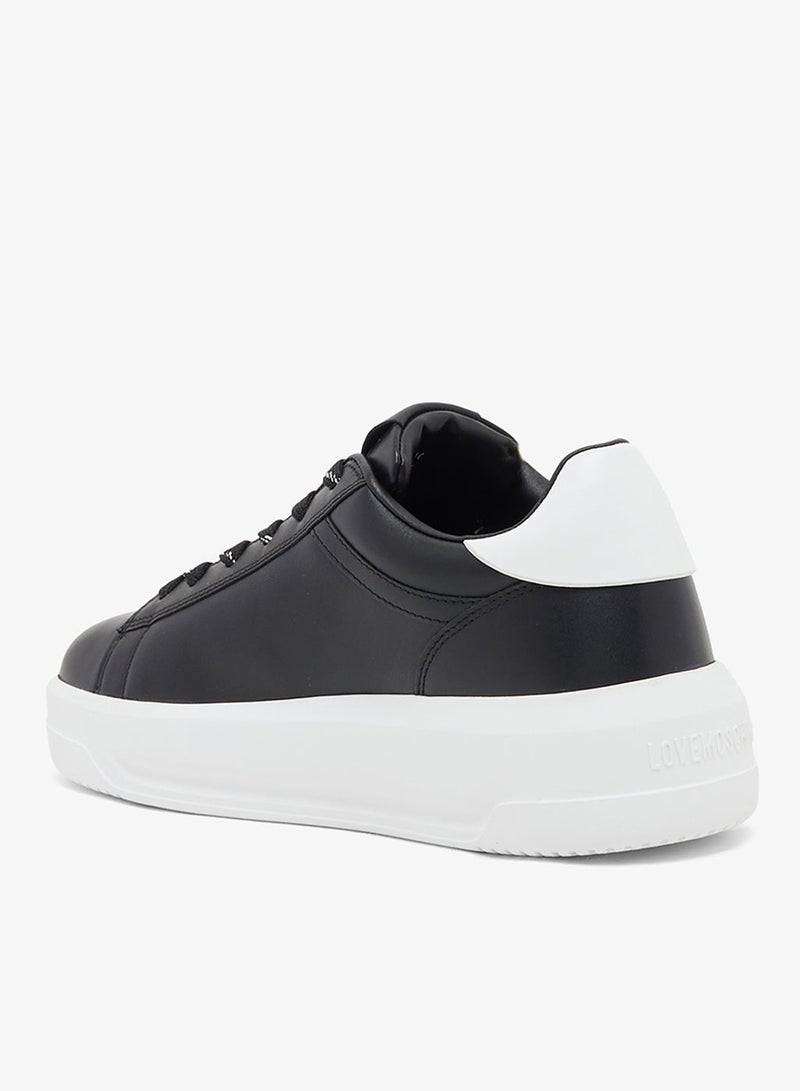 لوف موسكينو حذاء رياضي منخفض بشعار - Image 3