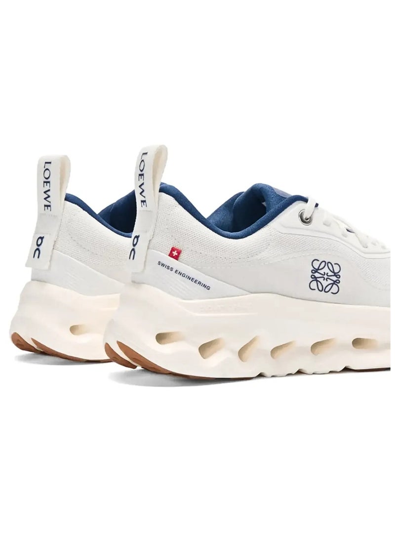 أون × لووي كلاودتيلت 2 "أبيض وكحلي" – حذاء مريح للمشي بنعل CloudTec Phase® - Image 4