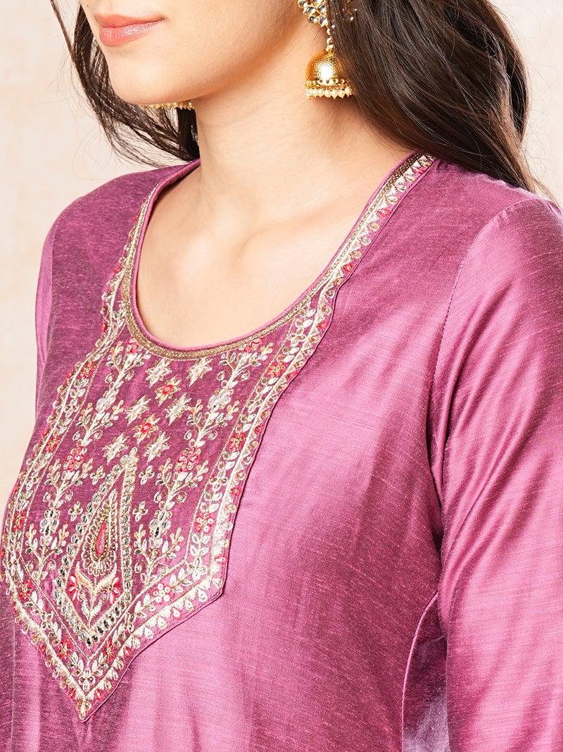 globus Globus Women Purple Printed Embroidered Yoke A-Line Kurta With Pant  - Image 4