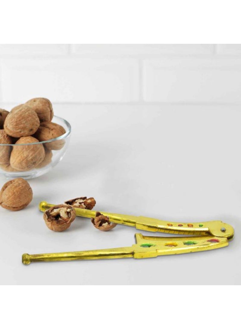 مكسر الجوز النحاسي