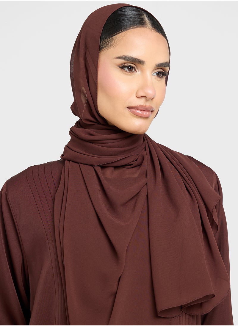 Khizana Abaya With Back Pleat & Sheila  - Image 4