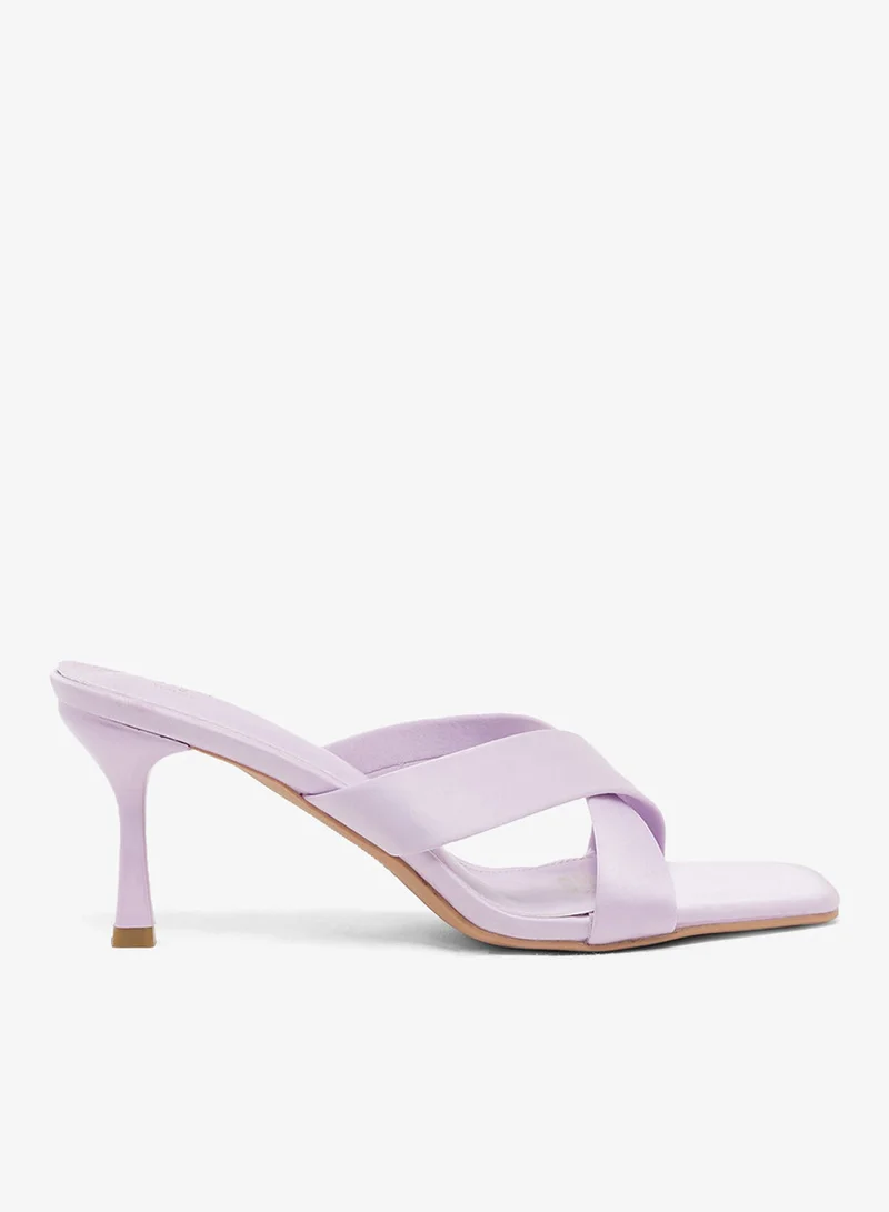 جينجر صنادل بكعب