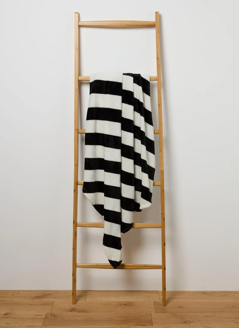 Matalan Black Mono Diagonal Stripe Throw