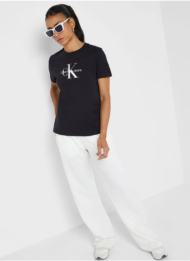 Calvin Klein Jeans Crew Neck Logo T-Shirt