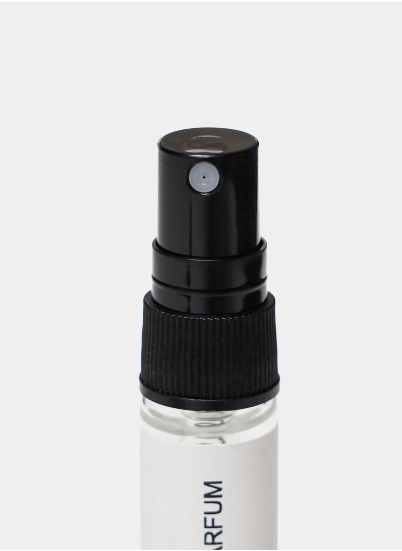 Vakker - Diana Vakker Saffron (Baccarat) Perfume 10 ml - Image 1
