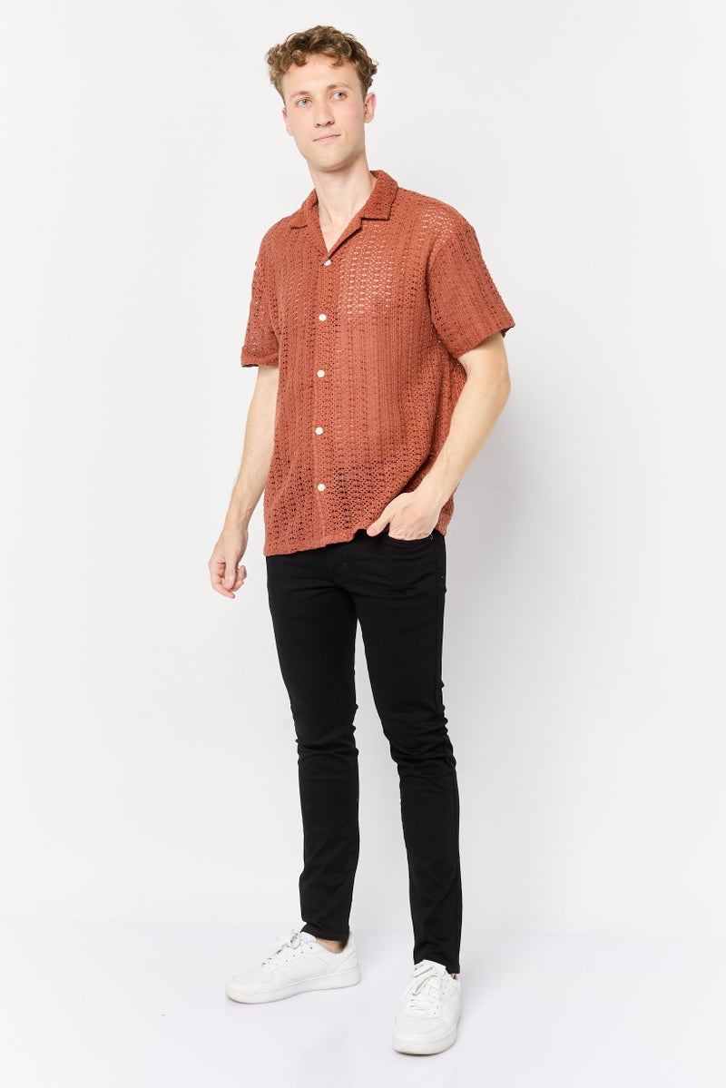 JACK & JONES قميص رجالي بقصة عادية بأكمام قصيرة مع ثقوب، بني - Image 3
