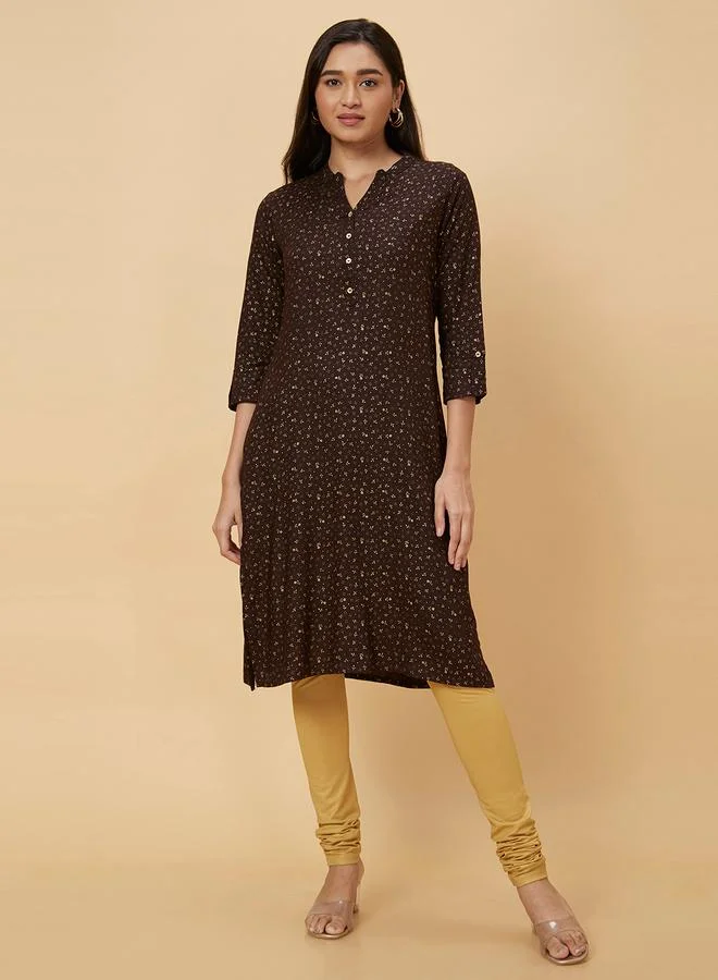 جلو باص كورتا بطباعة وقصة مستقيمة