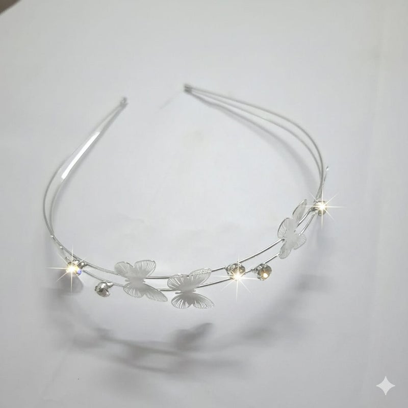 طوق رأس معدن فضي شكل فراشة مرصع بفصوص الزيركون