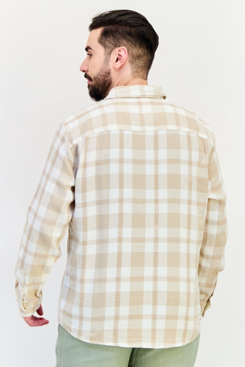 Celio قميص رجالي عادي بأكمام طويلة من قماش مصبوغ، بيج - Image 3