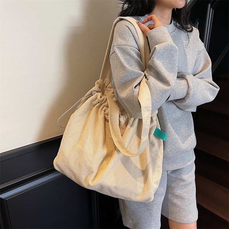 Style Rice Solid Color Vintage Velvet Women'S Bag Ins Simple Shoulder Bag Work Commuter Tote Bag - Image 2