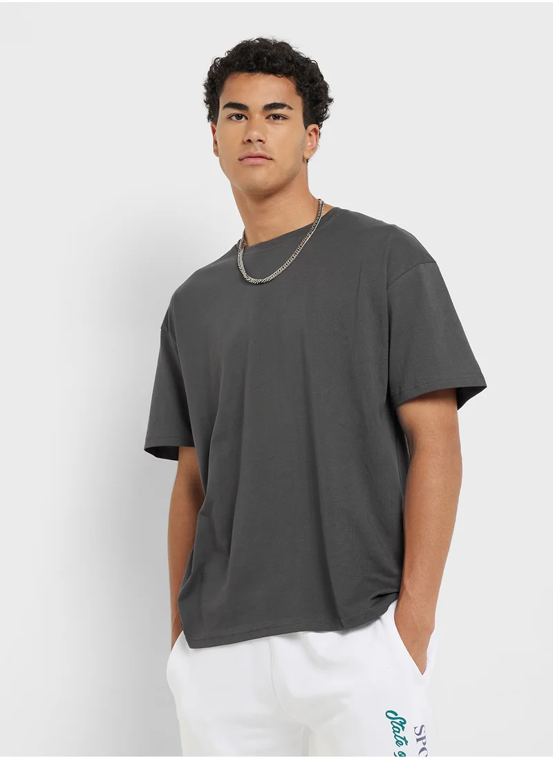 FRWD Crew Neck T-Shirt