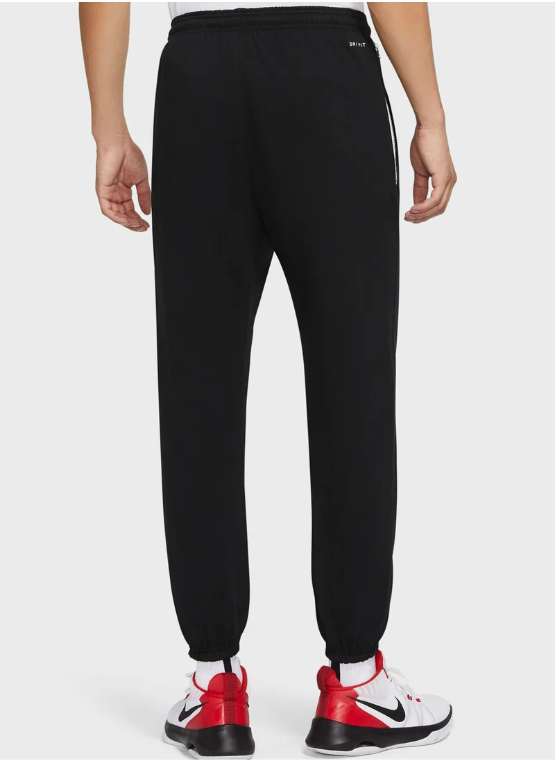 Nike Dri-FIT Standard Issue Sweatpants