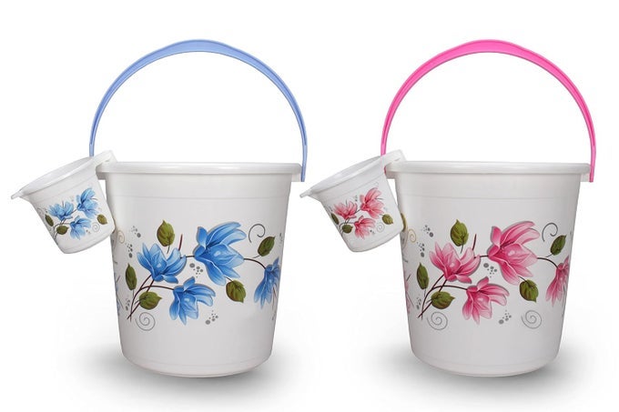 PLASTIC 2 PIECES BATHROOM SET BUCKET 22 LITRES AND MUG 1 LITRES BLUE PINK