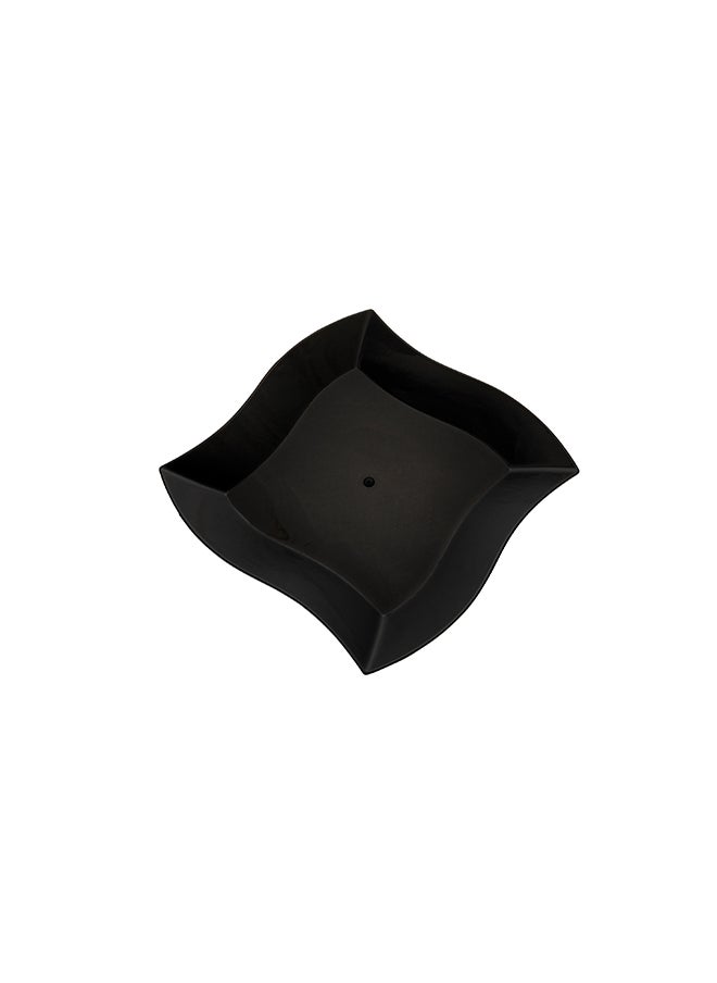 Restaurantware Restaurantware-Aqua Plate, Black Plastic Wavy Plate - Elegant, Perfect for Cocktail Parties and Catered Events - Premium Plastic - 9 Inches - 100ct Box  - Image 1