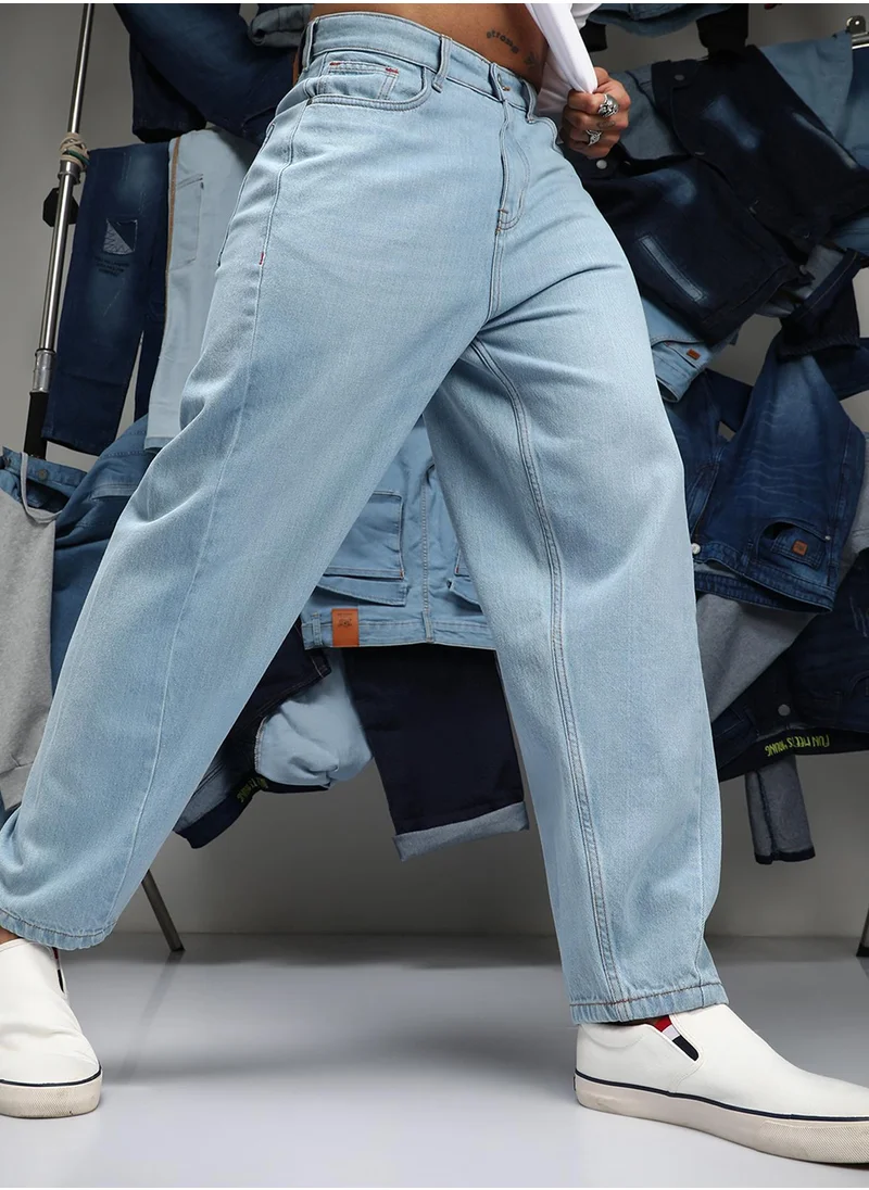 Campus Sutra Men's Light Blue Semi-Tapered Relaxed Denim Jeans