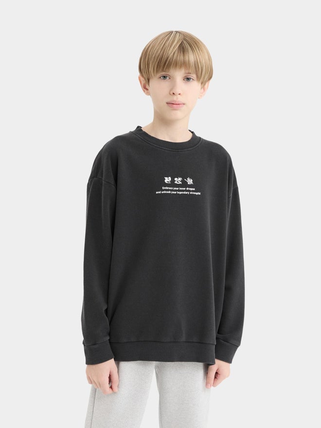 DeFacto DeFacto Boy Oversize Fit Back Printed Washed Faded Effect Sweatshirt  - Image 2