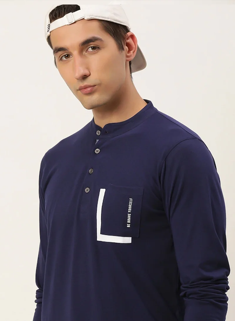 مانياك تيشيرت رجالي قطن ضيق بطبعة ياقة هينلي نصف كم كحلي