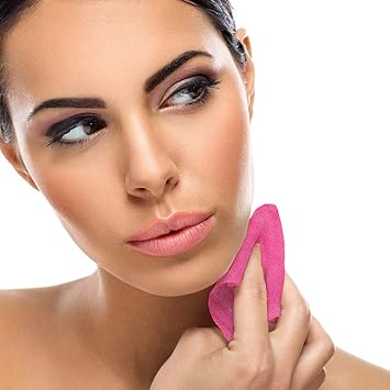 Miss Pouty The Original Miss Pouty MakeUp Vanisher Eraser Cloth With Integrated Glove Removes Make Up With Just Water - Image 5