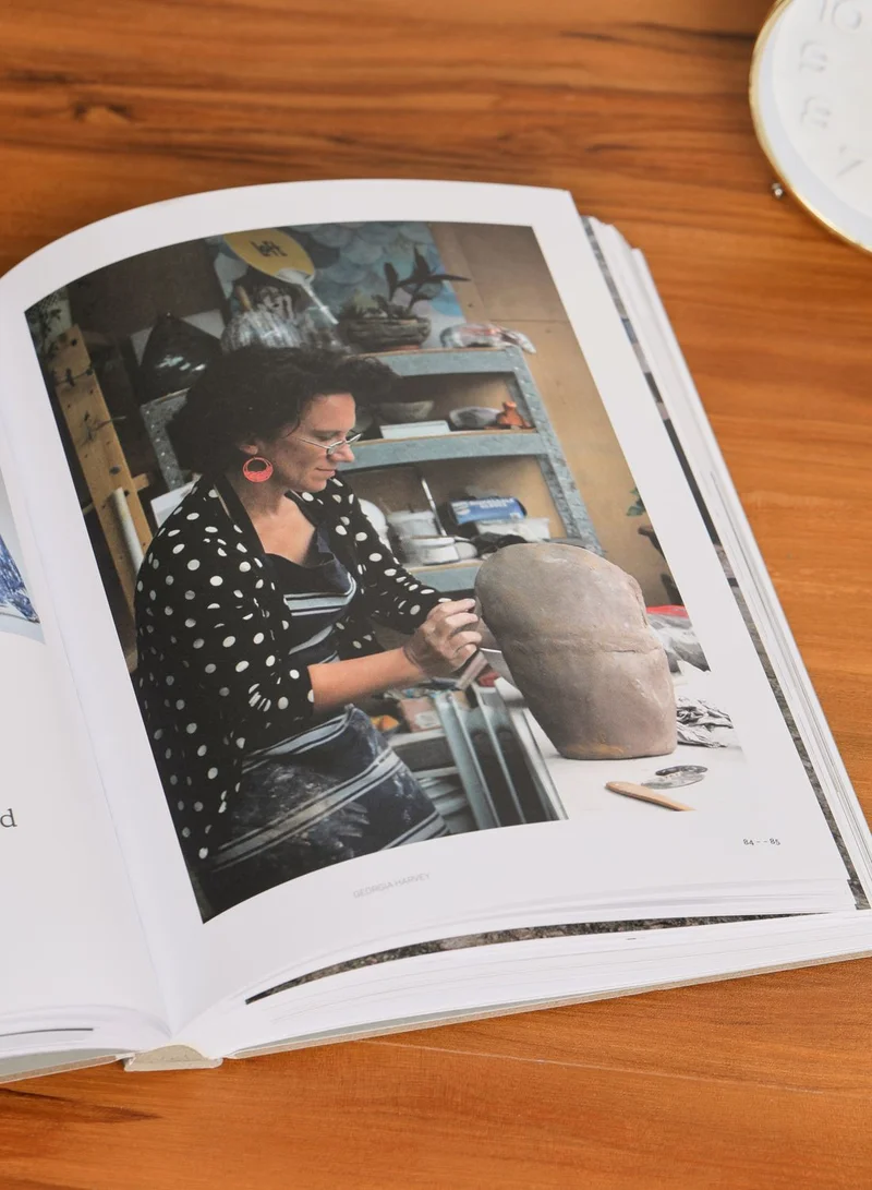 THAMES Clay: Contemporary Ceramic Artisans