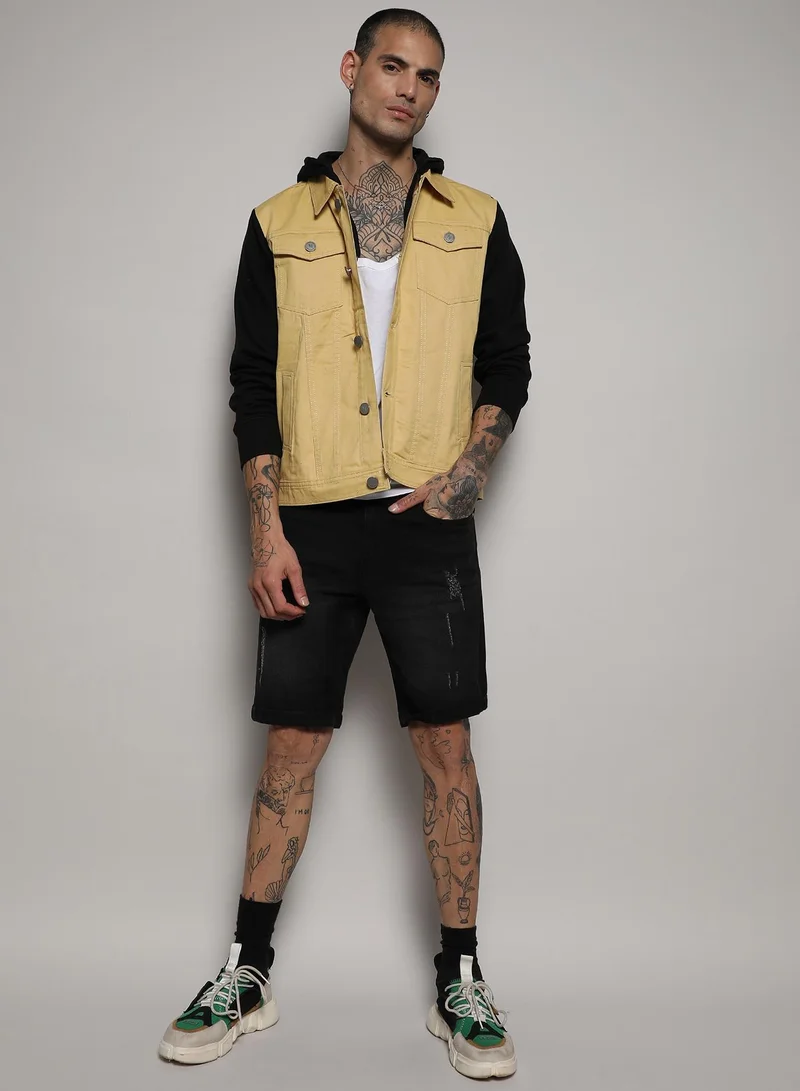 Campus Sutra Men's Black & Yellow Light-Wash Denim Jacket With Sweatshirt Sleeve
