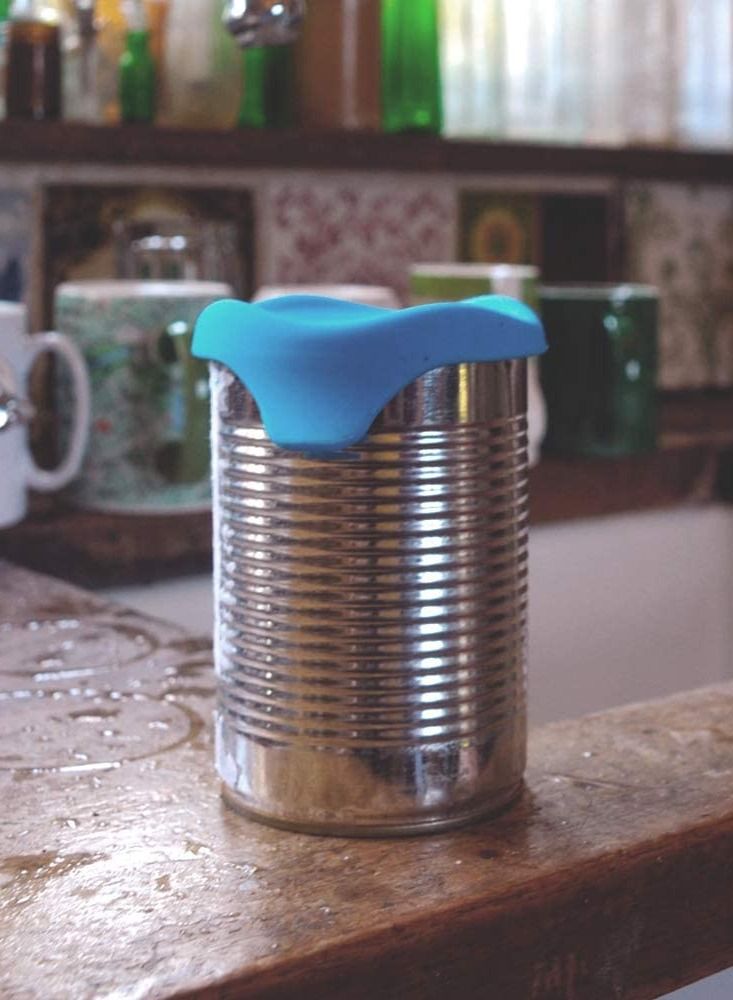 Beco Pets Universal Size to Fit Standard Pet Can Cover Silicone Lids for Dog and Cat Food Blue - Image 3