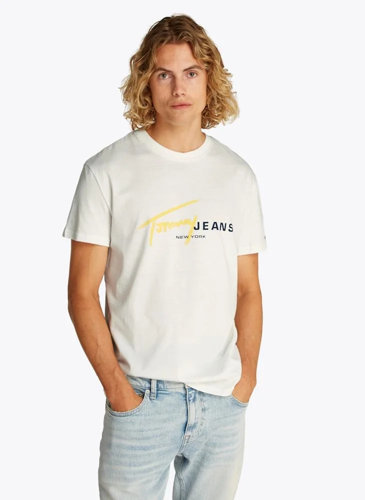 TOMMY JEANS Graphic Crew Neck T-Shirt