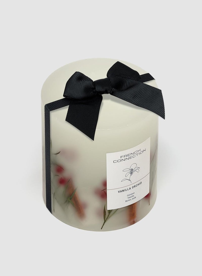 French Connection Botanical Infused Vanilla Orchid Candle 660G - Image 3