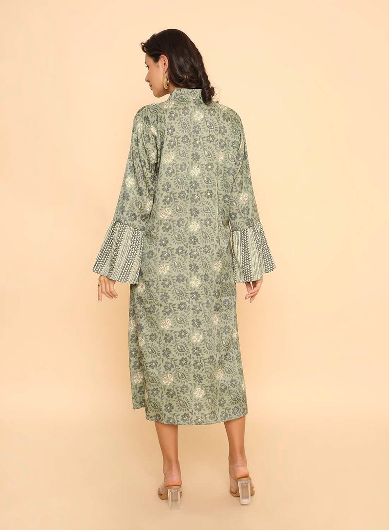 HANA & SARA Sage Green Printed Arabic Jalabiya with Intricate Panel Work & Bell Sleeves - Image 2