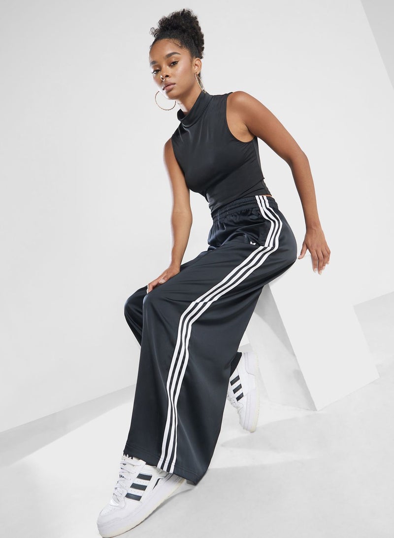 اديداس اوريجينالز بنطال رياضي من الساتان مزين بشعار الماركة - Image 1