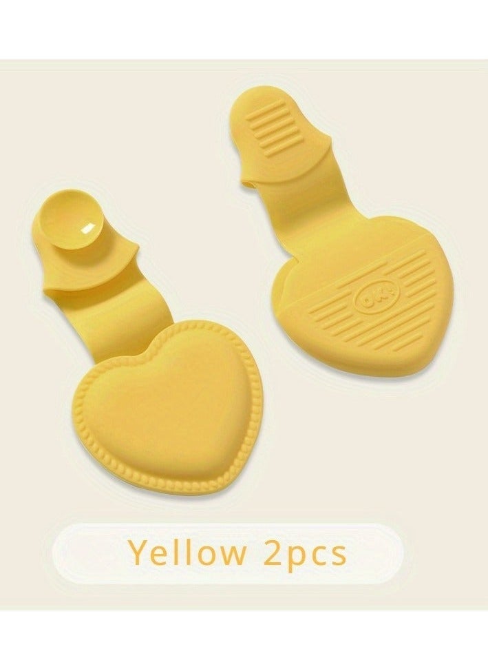 Generic - 2pcs Silicone Anti-Scalding Clips - Thickened Insulation Love Shape Gloves for Microwave and Oven - High-Temperature Resistant Kitchen Hand Clips - Image 1