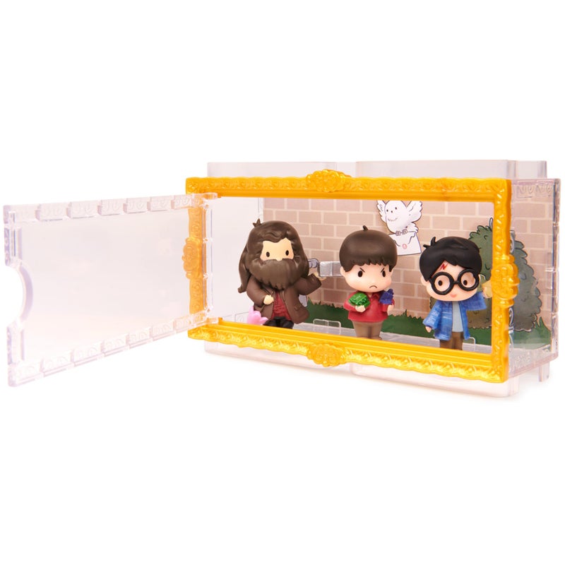Wizarding World Harry Potter, Micro Magical Moments Action Figures Set with Harry, Hagrid, Dudley & Display Case, Kids Toys for Ages 6 and up - Image 4
