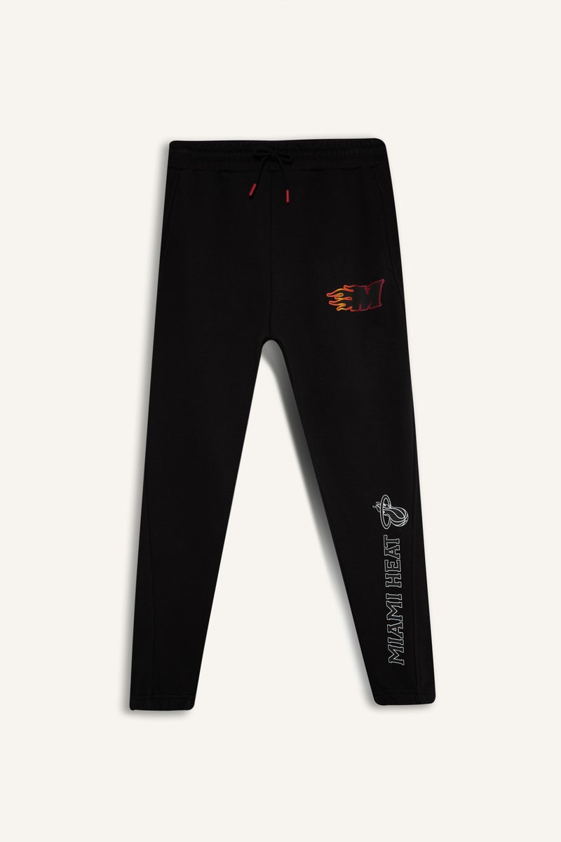 DeFacto Black Man DeFactoFit NBA Miami Heat Standard Fit Thick Sports Jogger Sweatpants Casual - Image 1