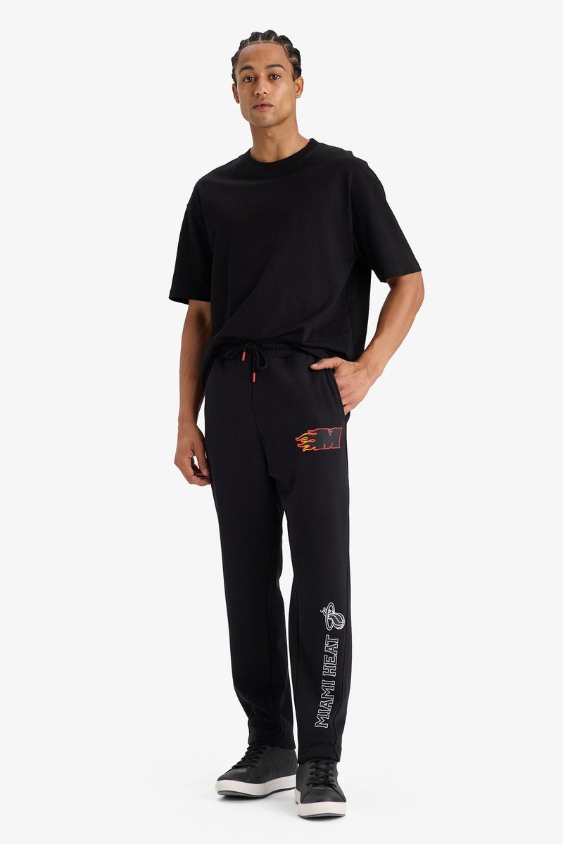 DeFacto Black Man DeFactoFit NBA Miami Heat Standard Fit Thick Sports Jogger Sweatpants Casual - Image 2