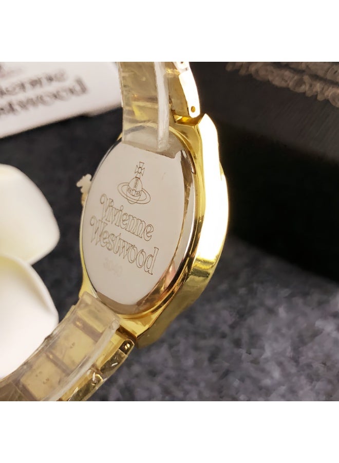 فيفيان ويستوود Timeless Elegance: A Luxury Watch That Defines Her Grace - Image 3