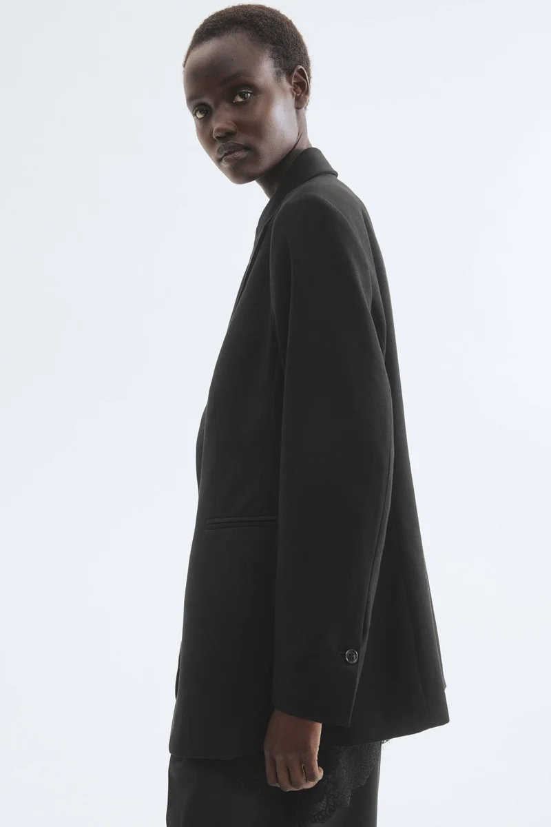 اتش اند ام بليزر بصف مفرد من الأزرار